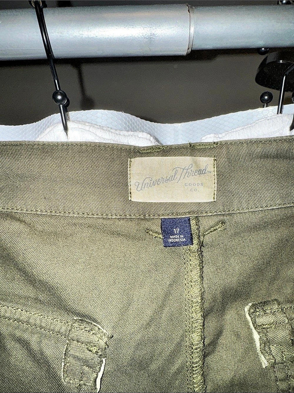 Universal Thread Cargo Pants - Picture 5 of 5